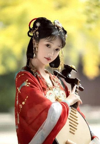 汉服齐胸襦裙啪啪(唐代齐胸襦裙复原)插图