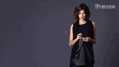 三角围巾的系法(三角围巾最好看的钩法)插图12 三角围巾的系法(三角围巾最好看的钩法)插图12