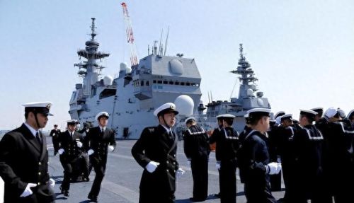 日本四式坦克装备部队(怎么画日本95式坦克)