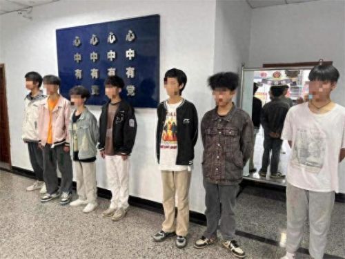 彩信群发(敲诈团伙可以群发彩信吗)