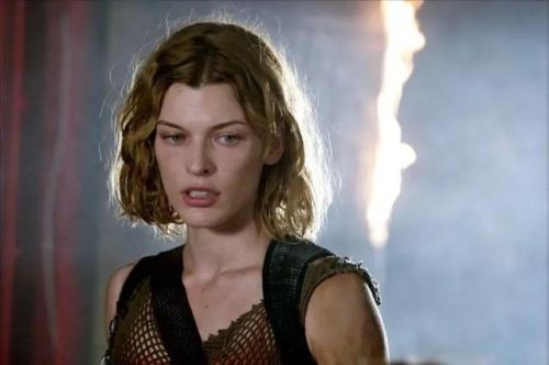 生化危机启示录2攻略(旧版生化危机2超详细图文攻略)插图2