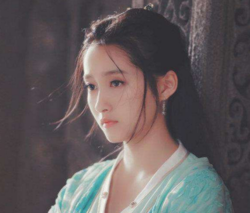 轩辕剑之汉之云横艾最后结局(小说汉之云横艾是女主吗)