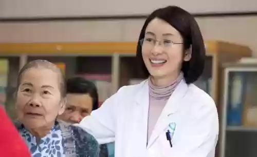 妻子3最新阵容搭配图(女神联盟2后期最佳阵容)