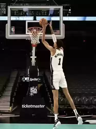一号球衣最强阵容搭配推荐(一号球衣的NBA球星)