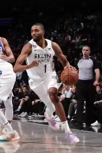一号球衣最强阵容搭配推荐(一号球衣的NBA球星)插图2