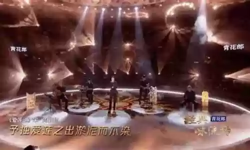 遁世隐逸搭配什么属性阵容